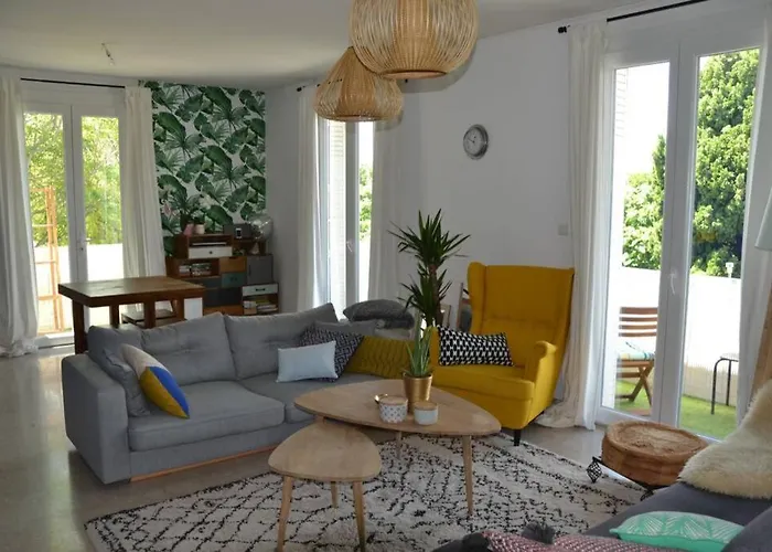 Appartement Lumineux Et Calme Avec Terrasse