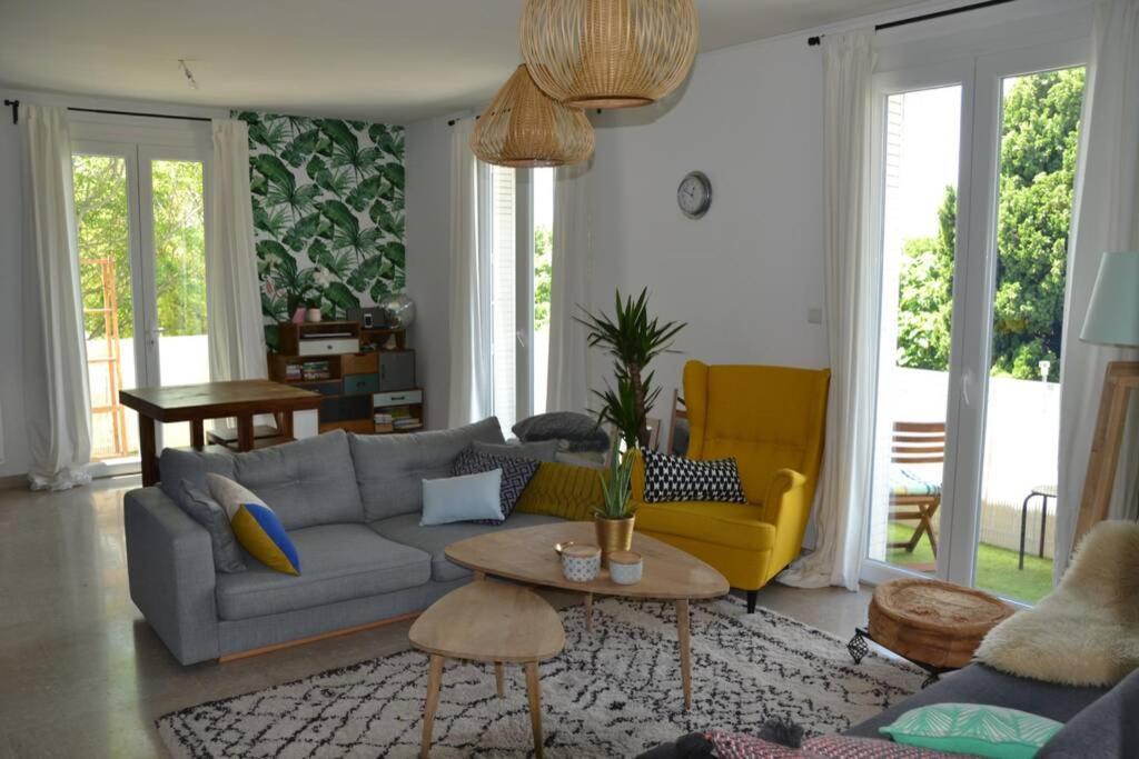 Lumineux Et Calme Avec Terrasse Appartement