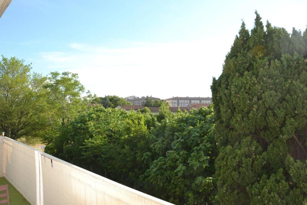 Lumineux Et Calme Avec Terrasse Avignon