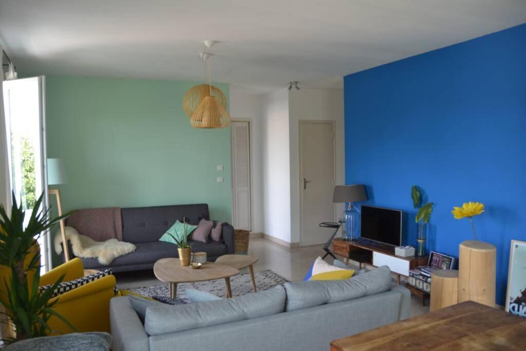 Appartement Lumineux Et Calme Avec Terrasse *